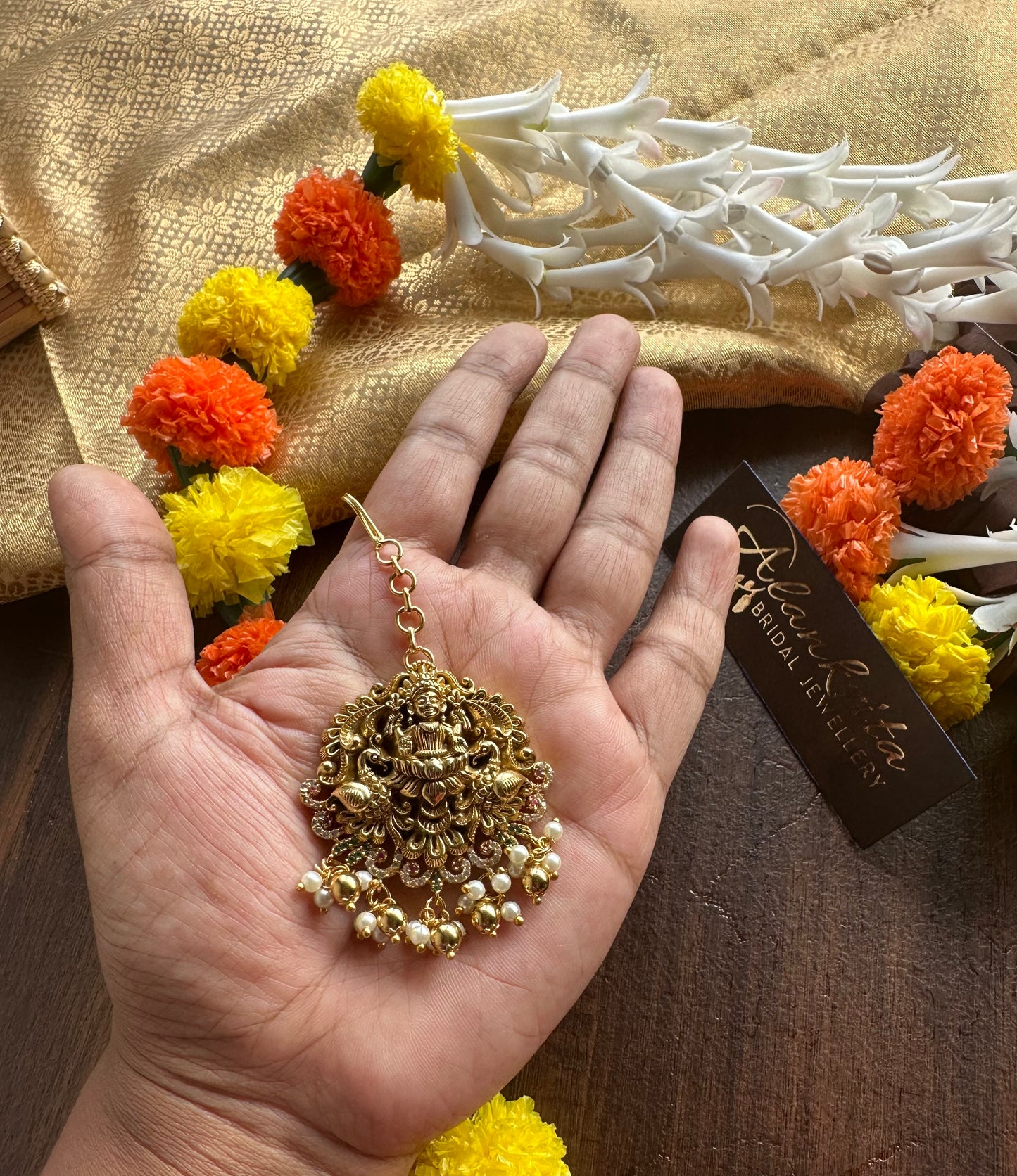 Premium Lakshmi Chutti / Tikka with AD Stones