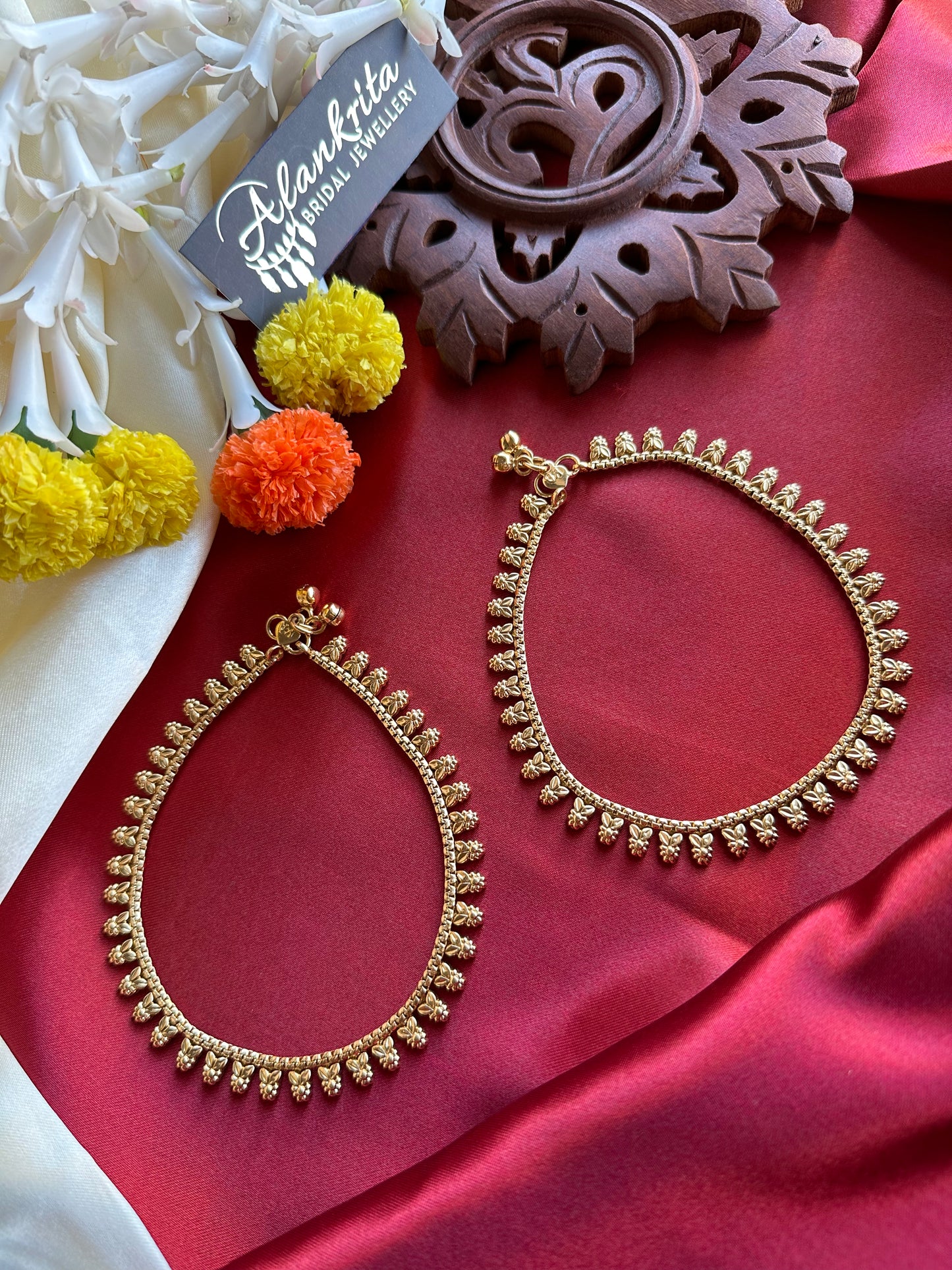 Premium Gold Look Like Anklet