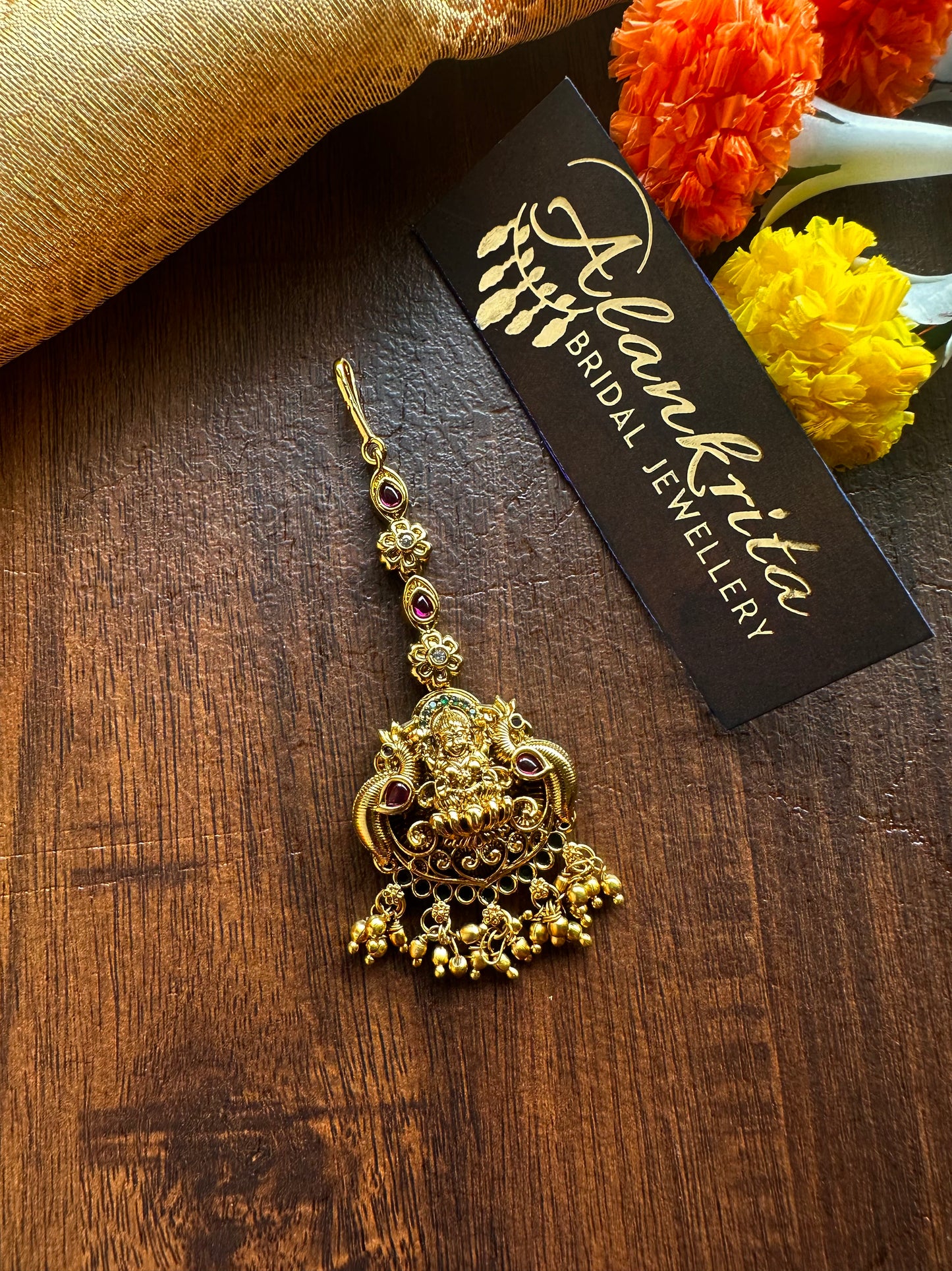 Premium Lakshmi Chutti / Tikka with Golden Beads