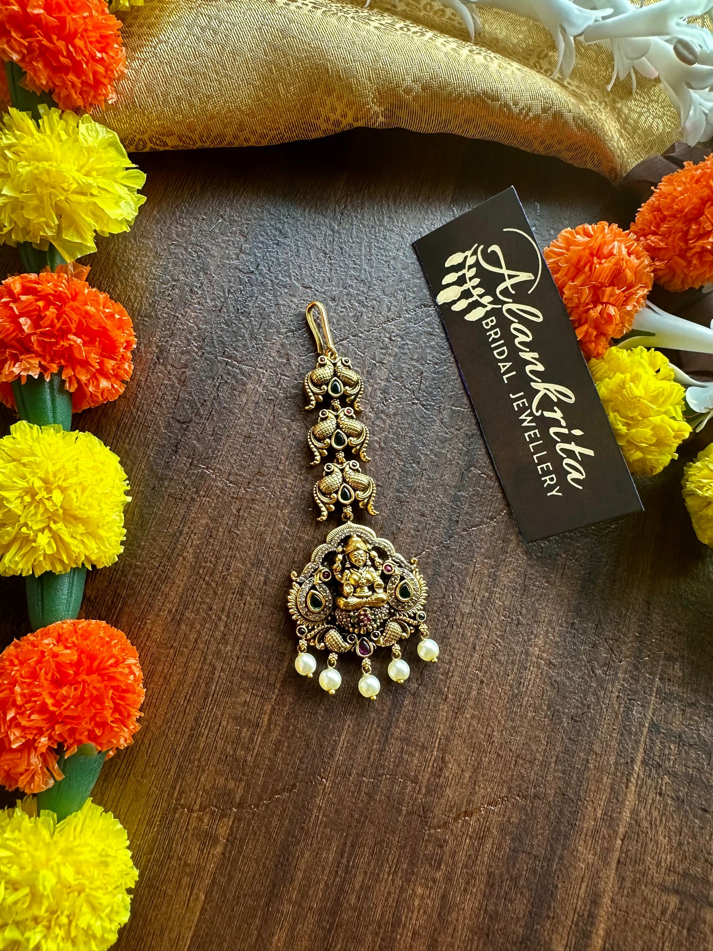 Premium Lakshmi Chutti / Tikka with Pearl Beads