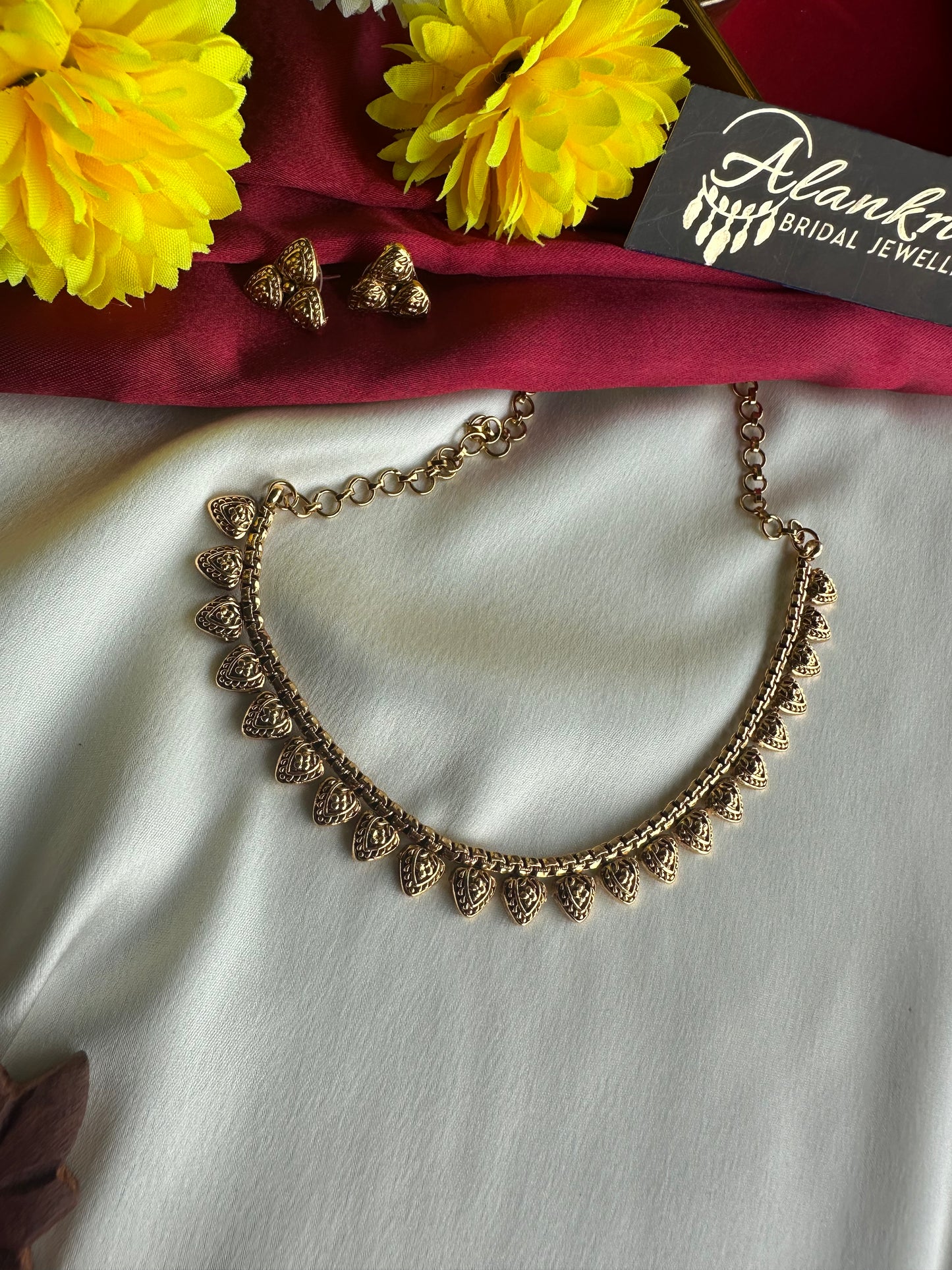 Premium Gold Look Alike Short Necklace