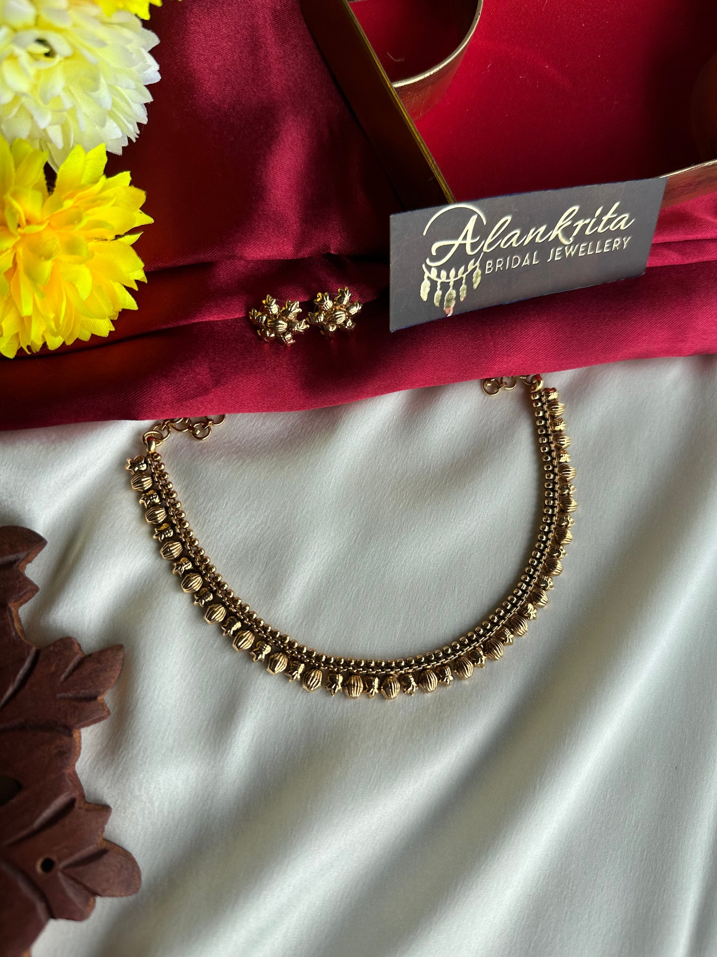 Premium Gold Look Alike Short Necklace