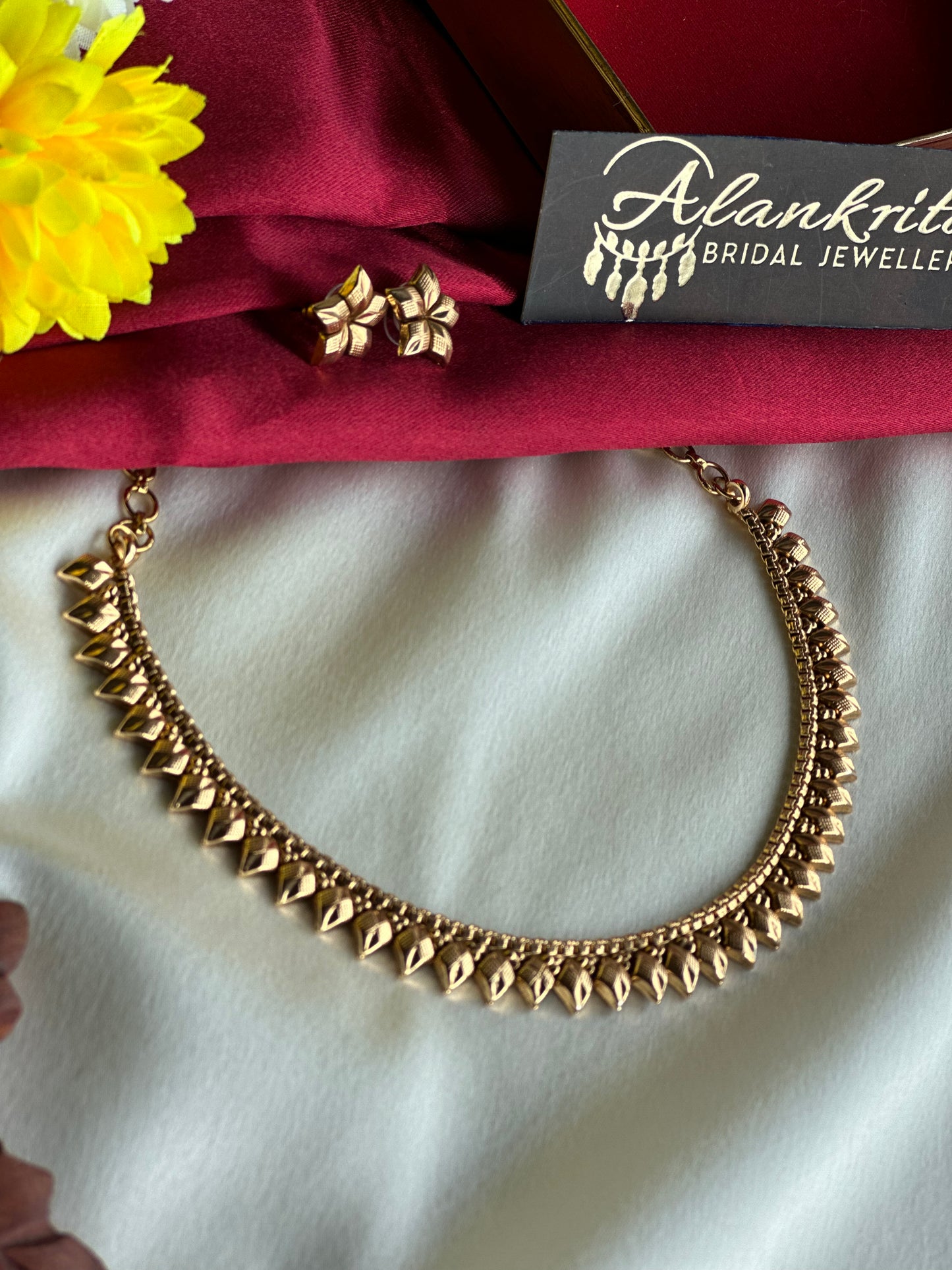 Premium Gold Look Alike Short Necklace