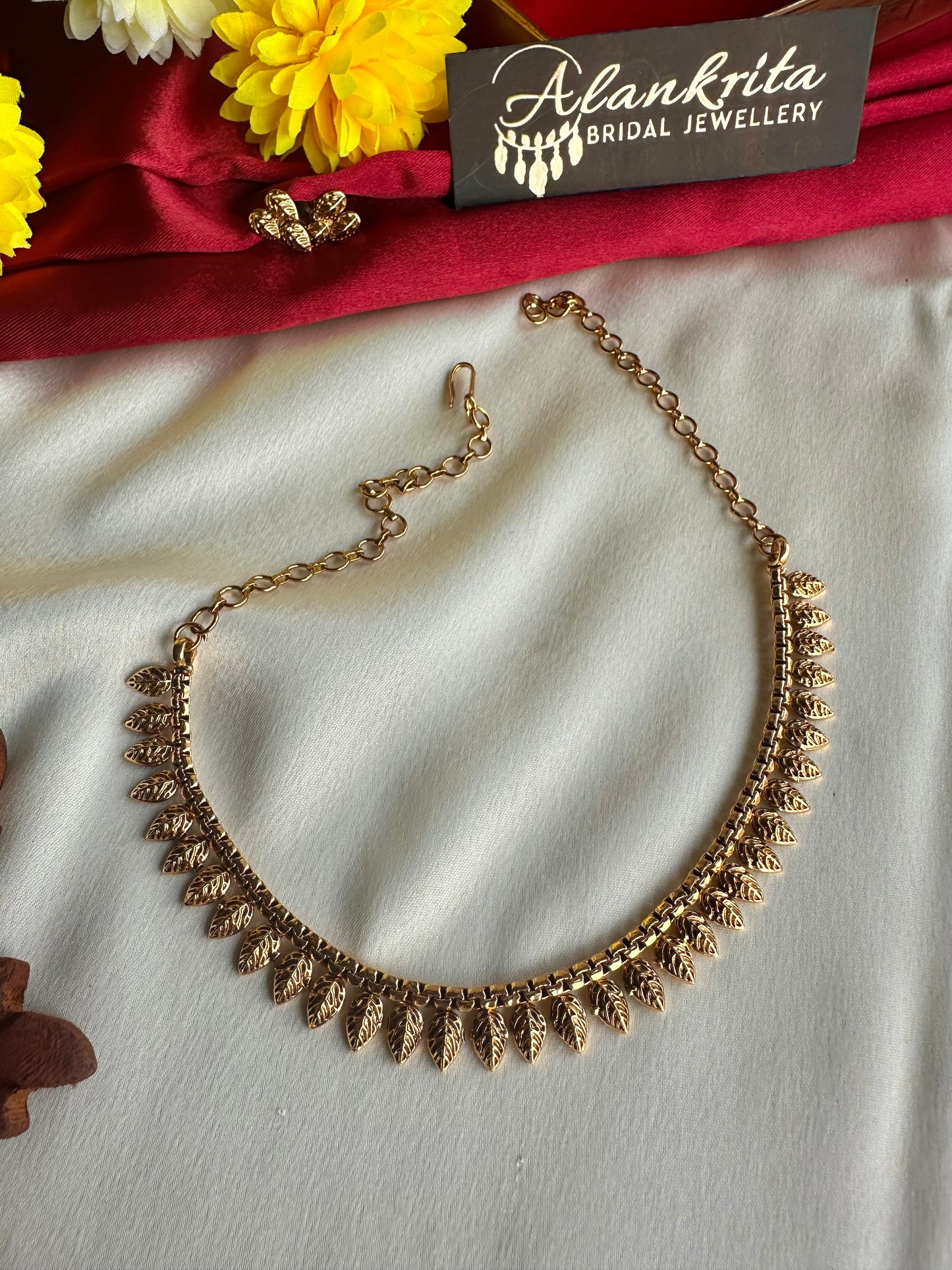 Premium Gold Look Alike Short Necklace
