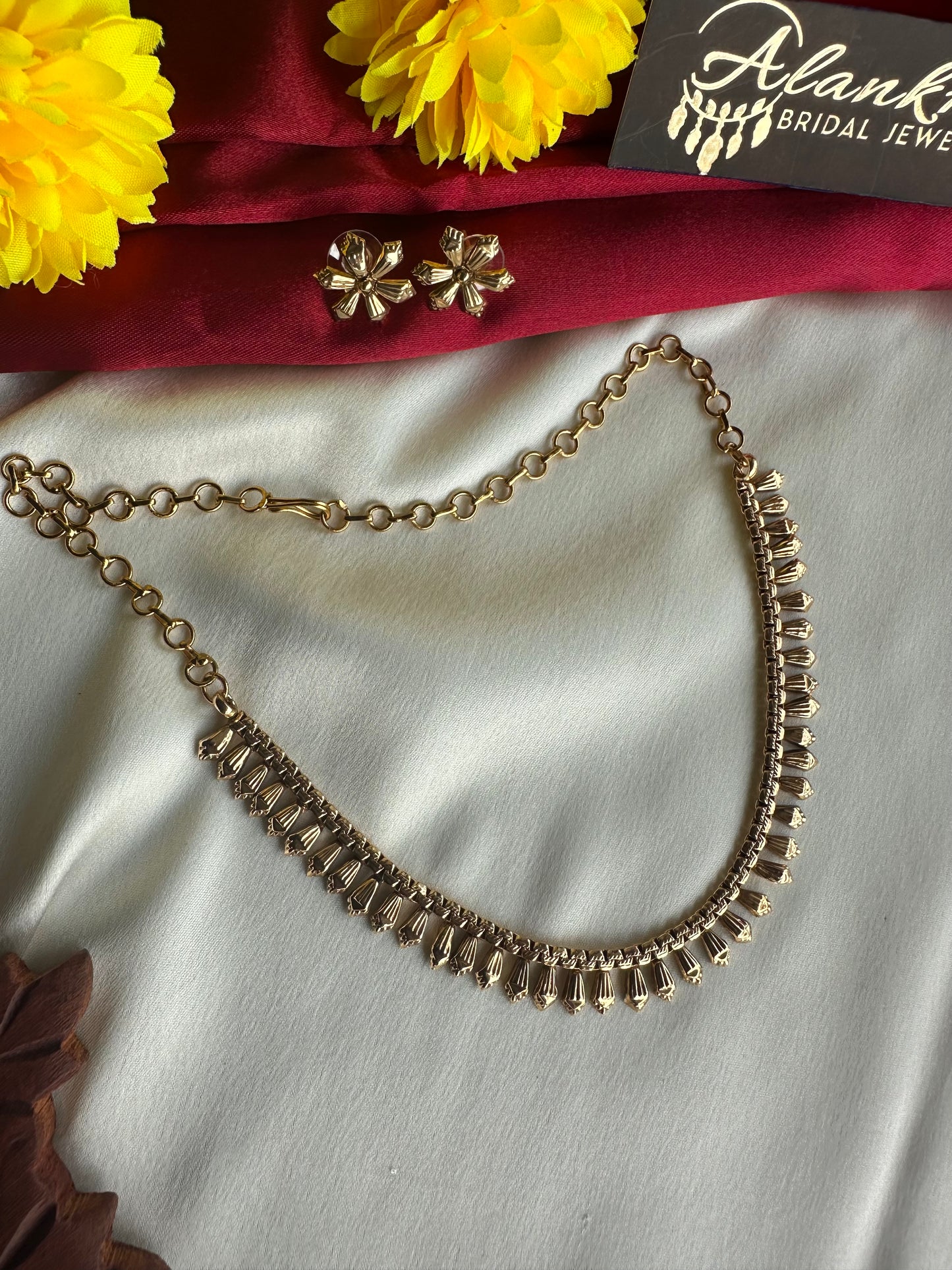 Premium Gold Look Alike Short Necklace