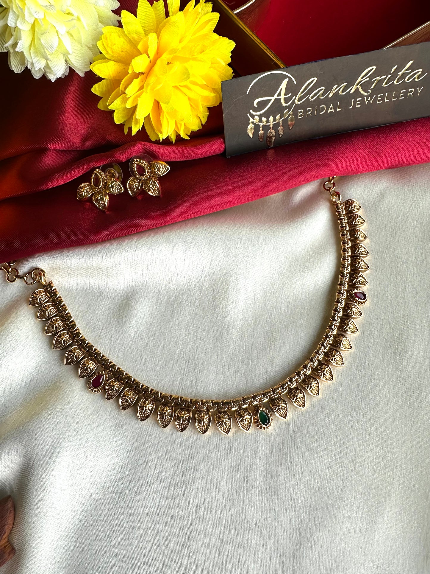 Premium Gold Look Alike Short Necklace