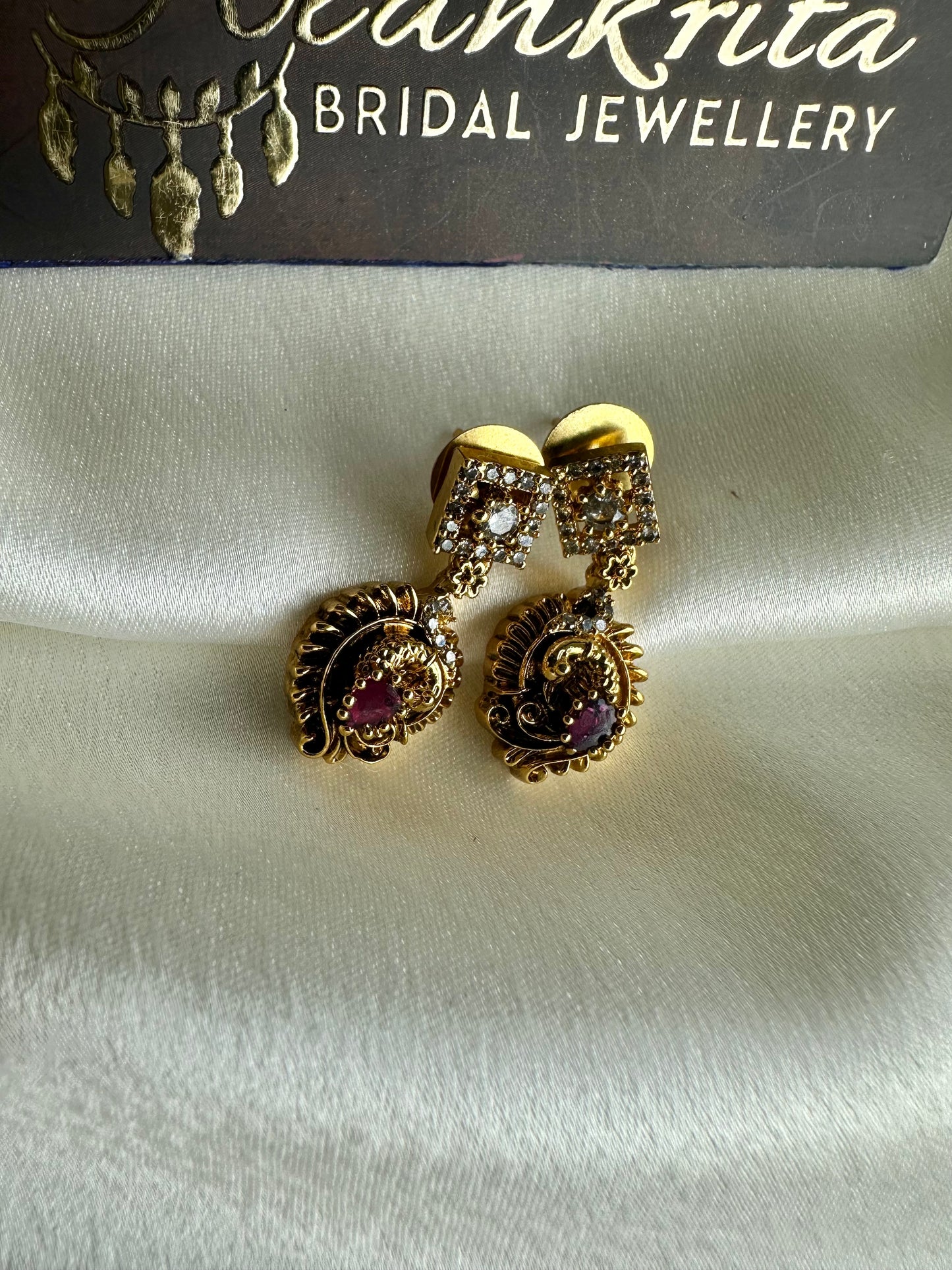 Premium Antique Peacock Short Necklace