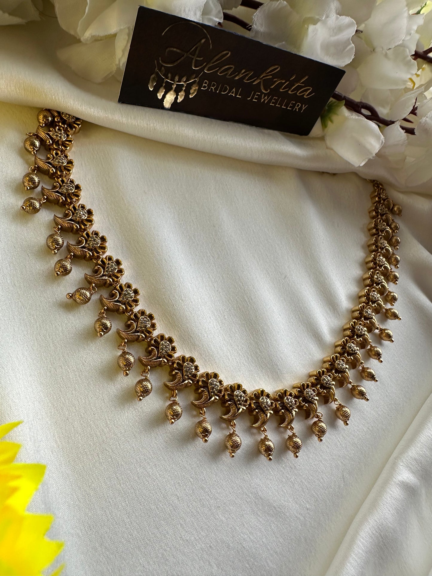 Premium Antique Short Necklace with Golden Beads