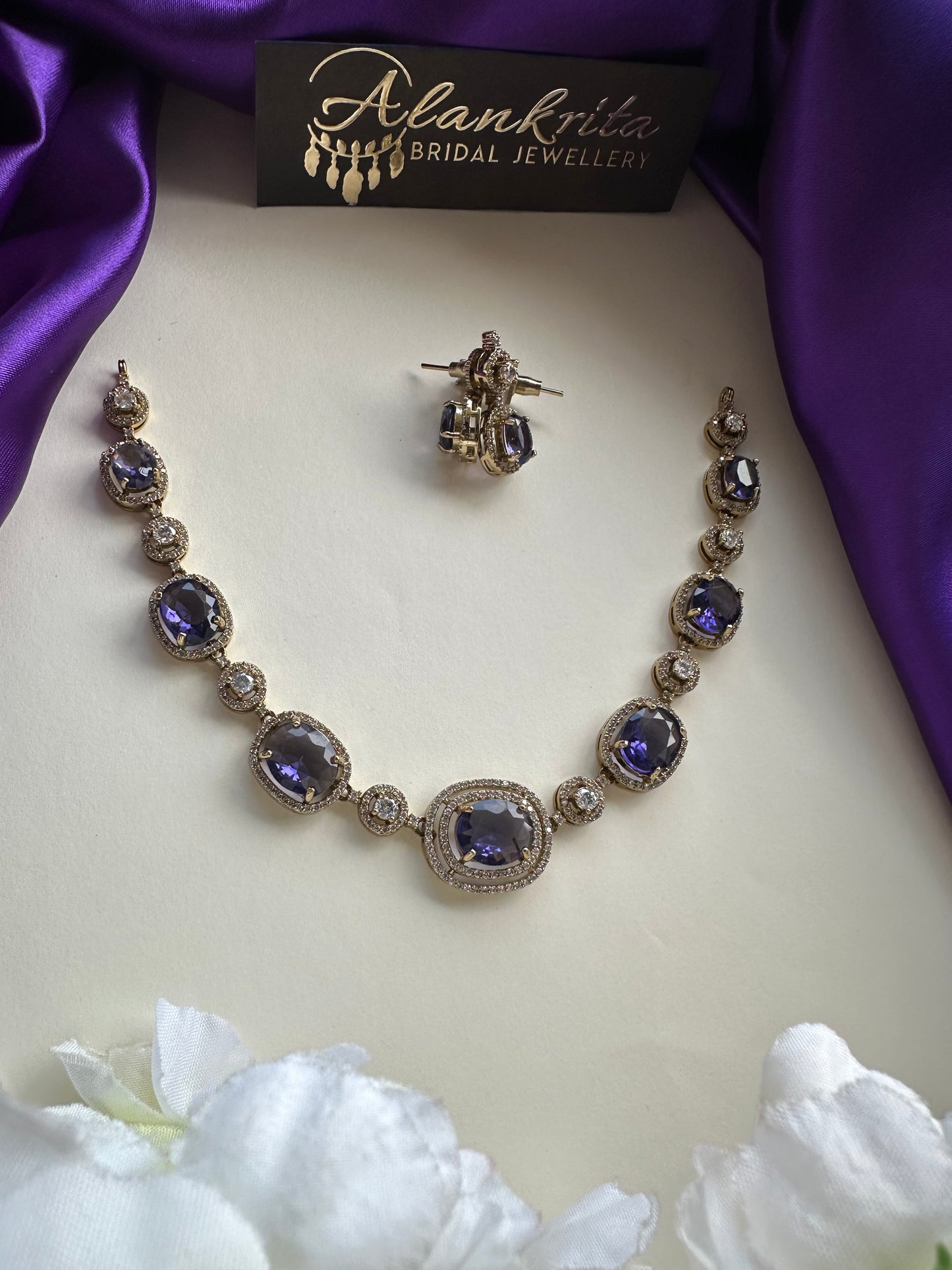 Premium Victorian Purple Short Necklace