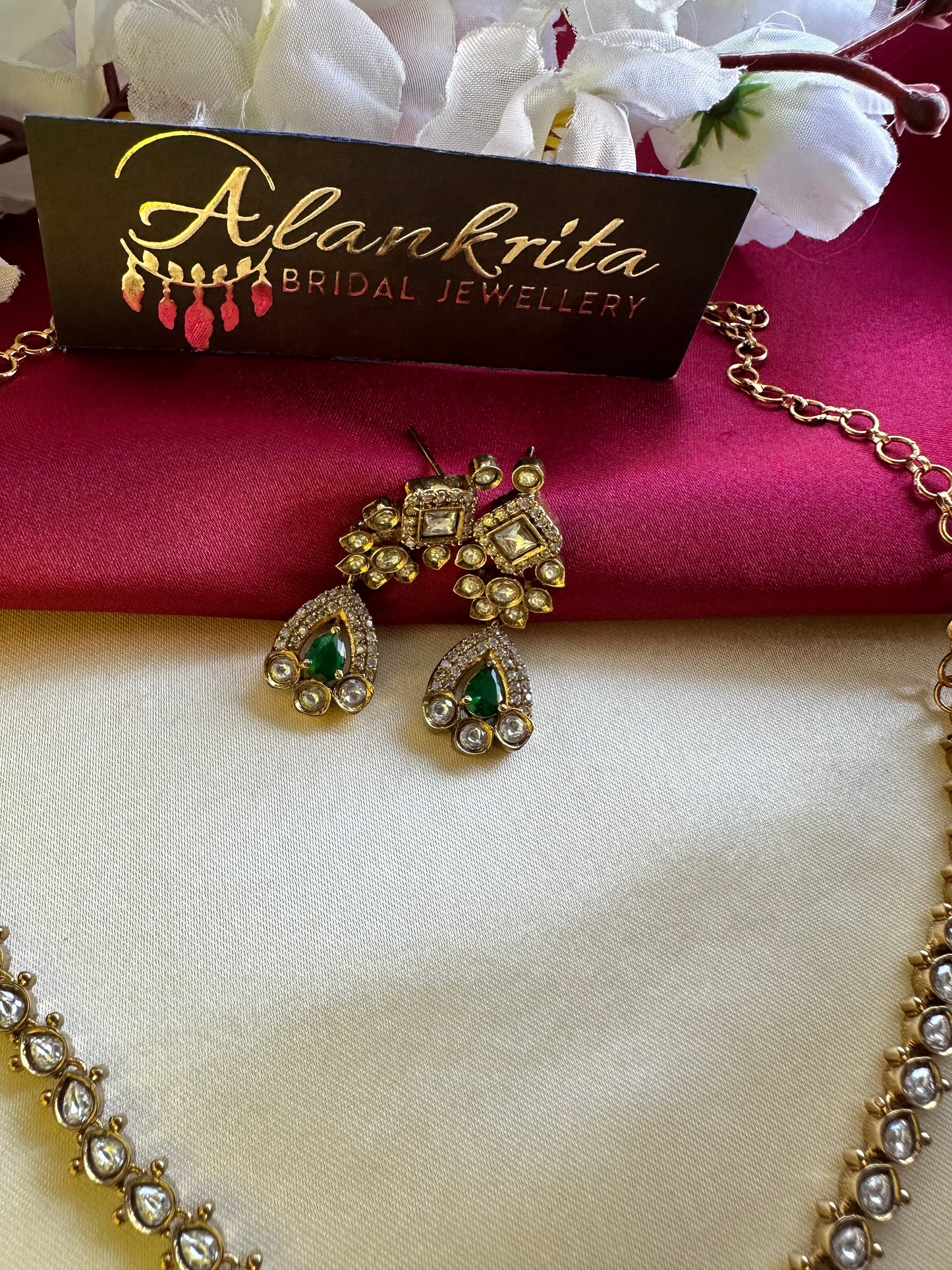 Premium Green Victorian Short Necklace with Kundan Stones