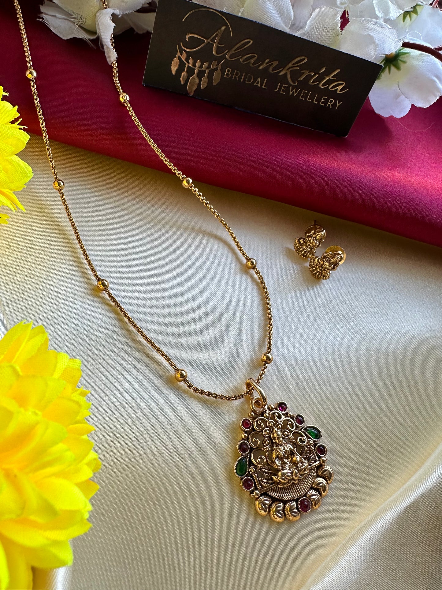 Simple Short Necklace Chain with Lakshmi Pendant