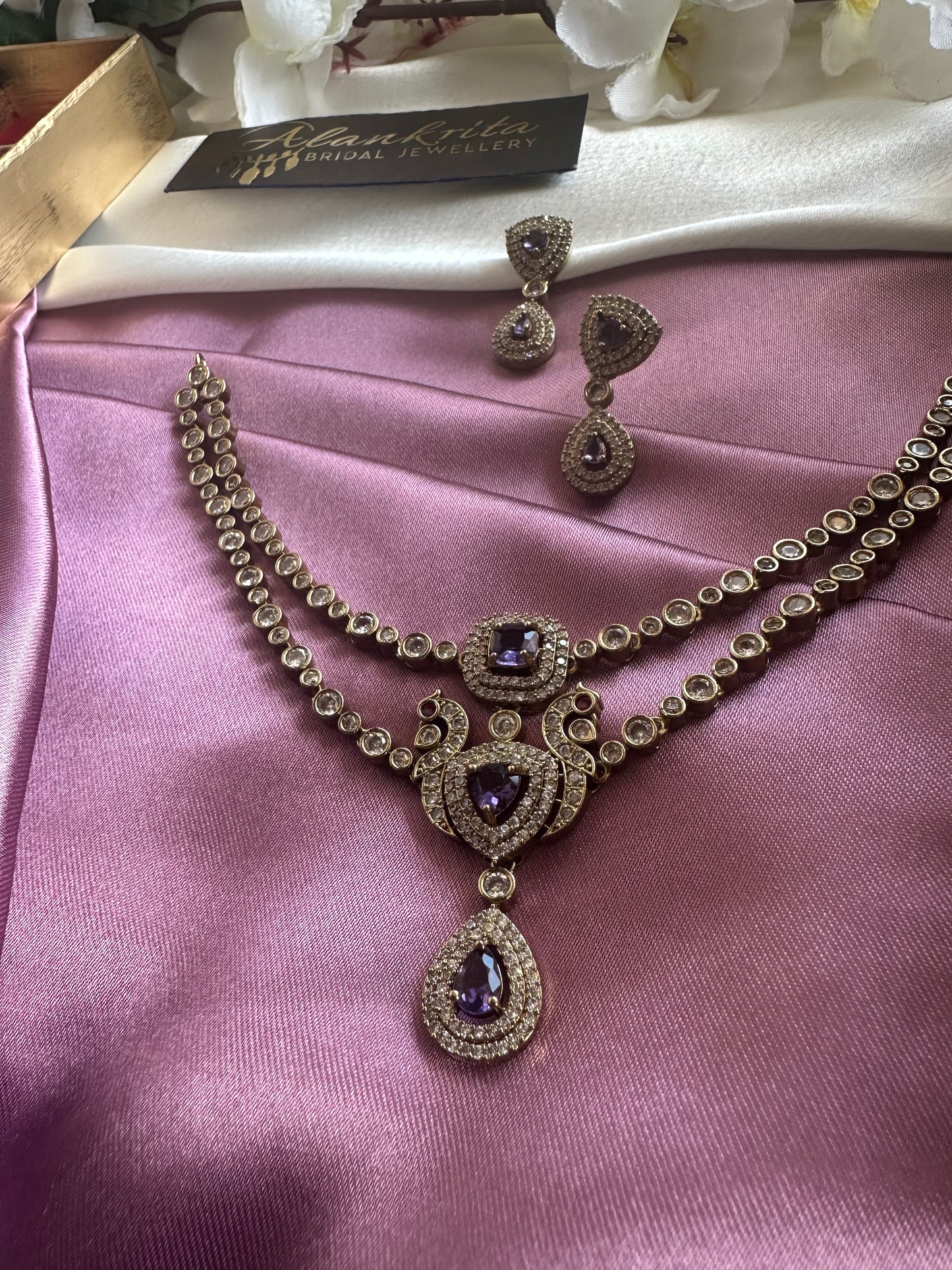 Two Layered Victorian Purple Short Necklace
