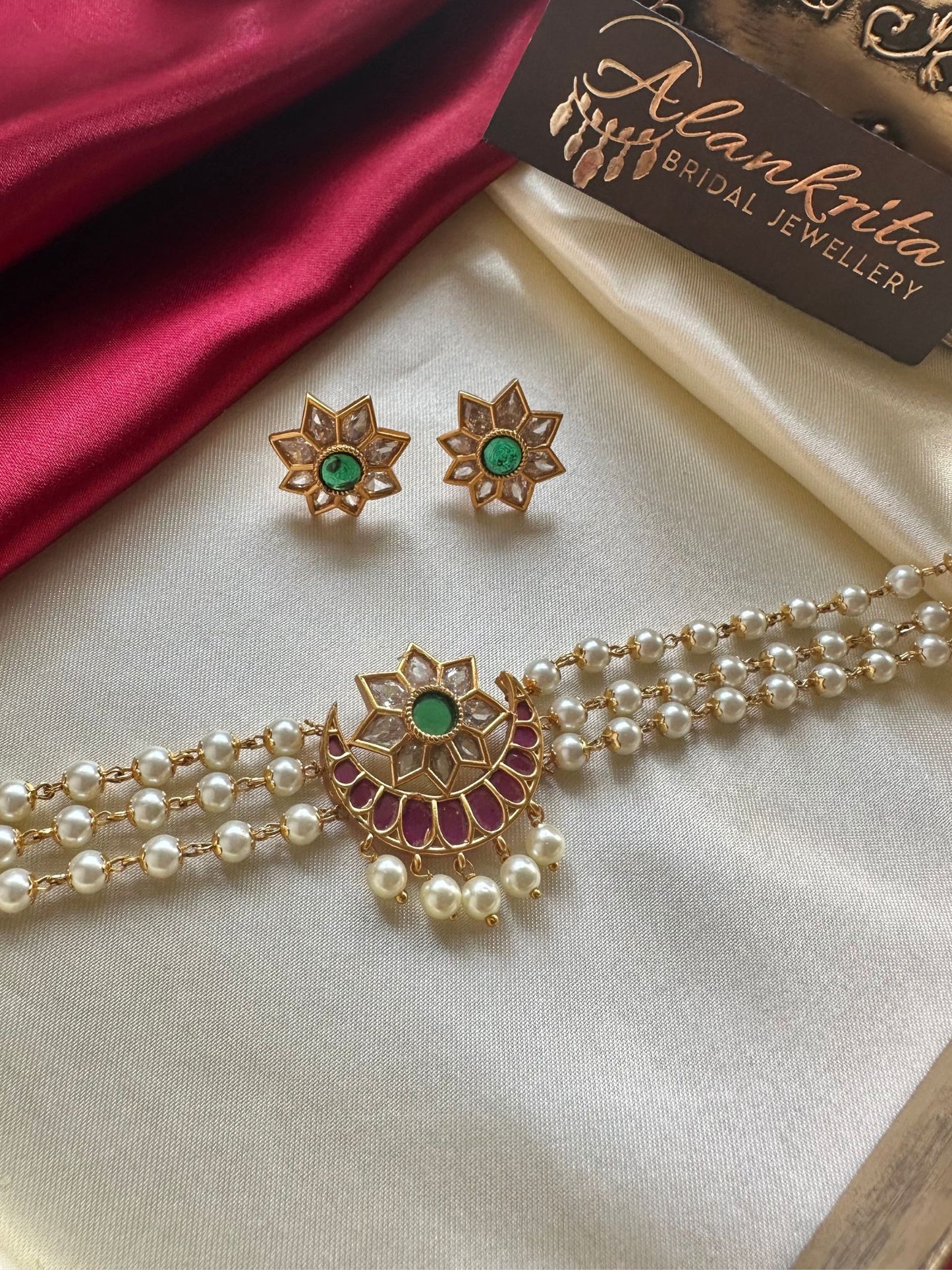 3 Layered Half Moon Pearl Choker with Kemp Stones