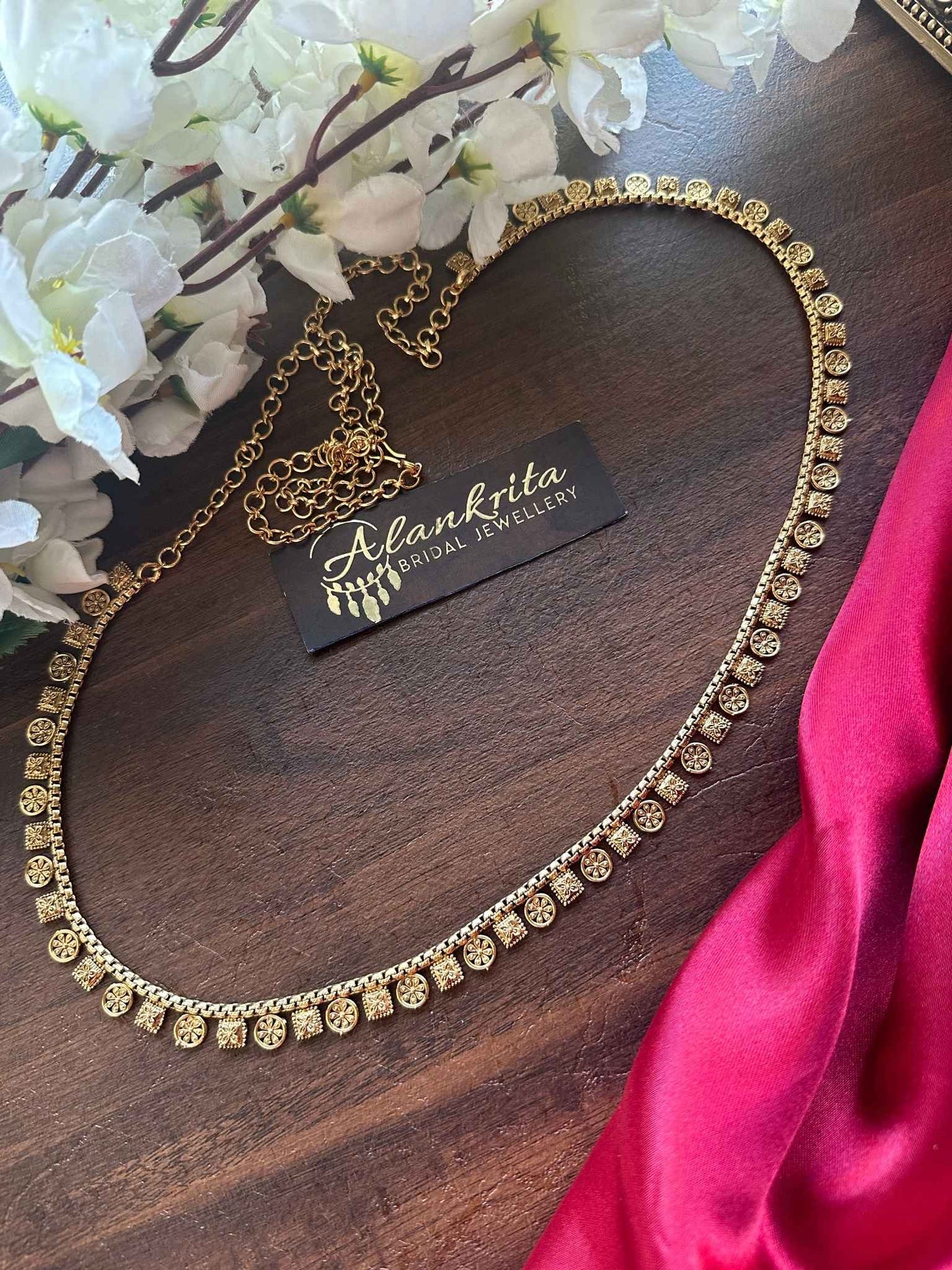 Simple Gold Look Alike Thin Hip Chain
