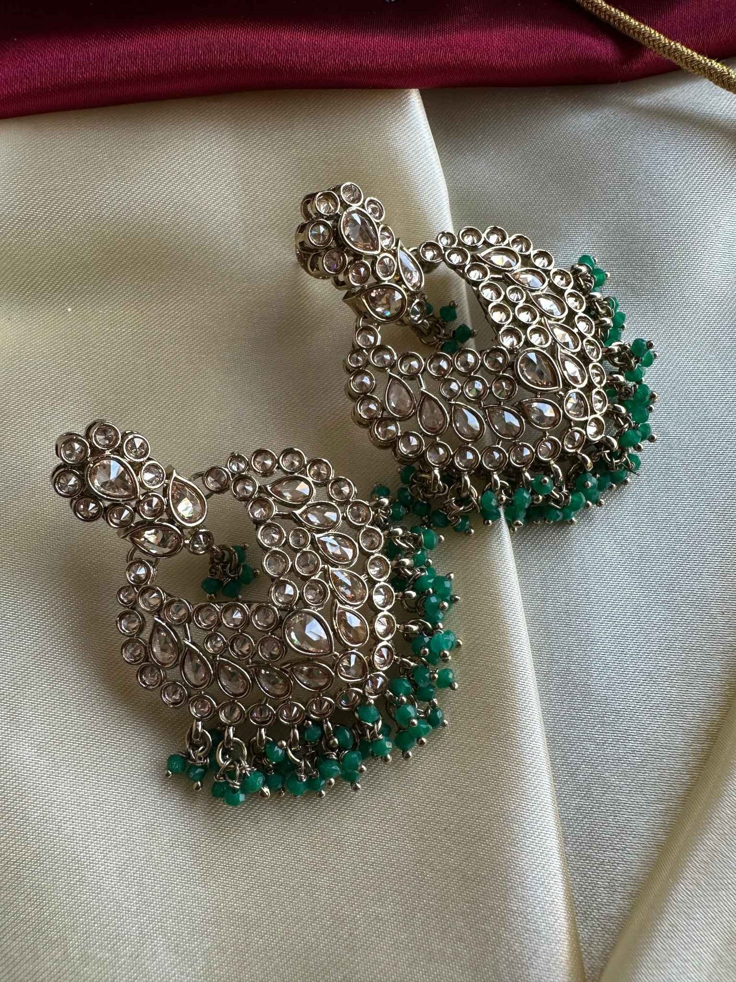 Premium Kundan Choker Includes Tikka with Green Beads