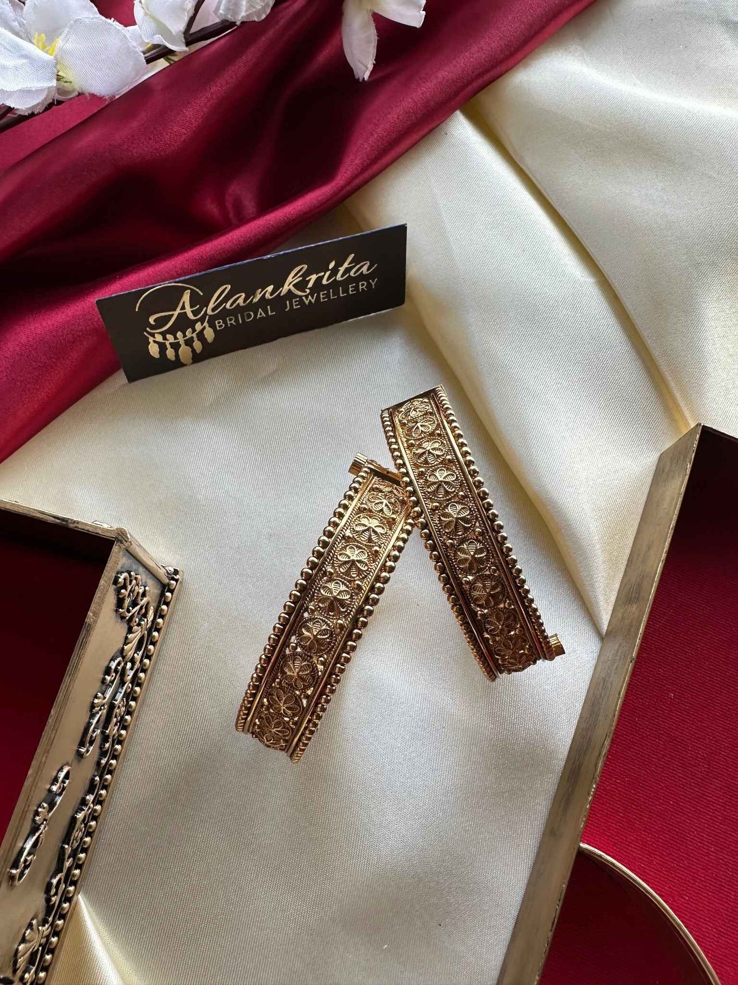 Premium Gold Look Alike Bangles