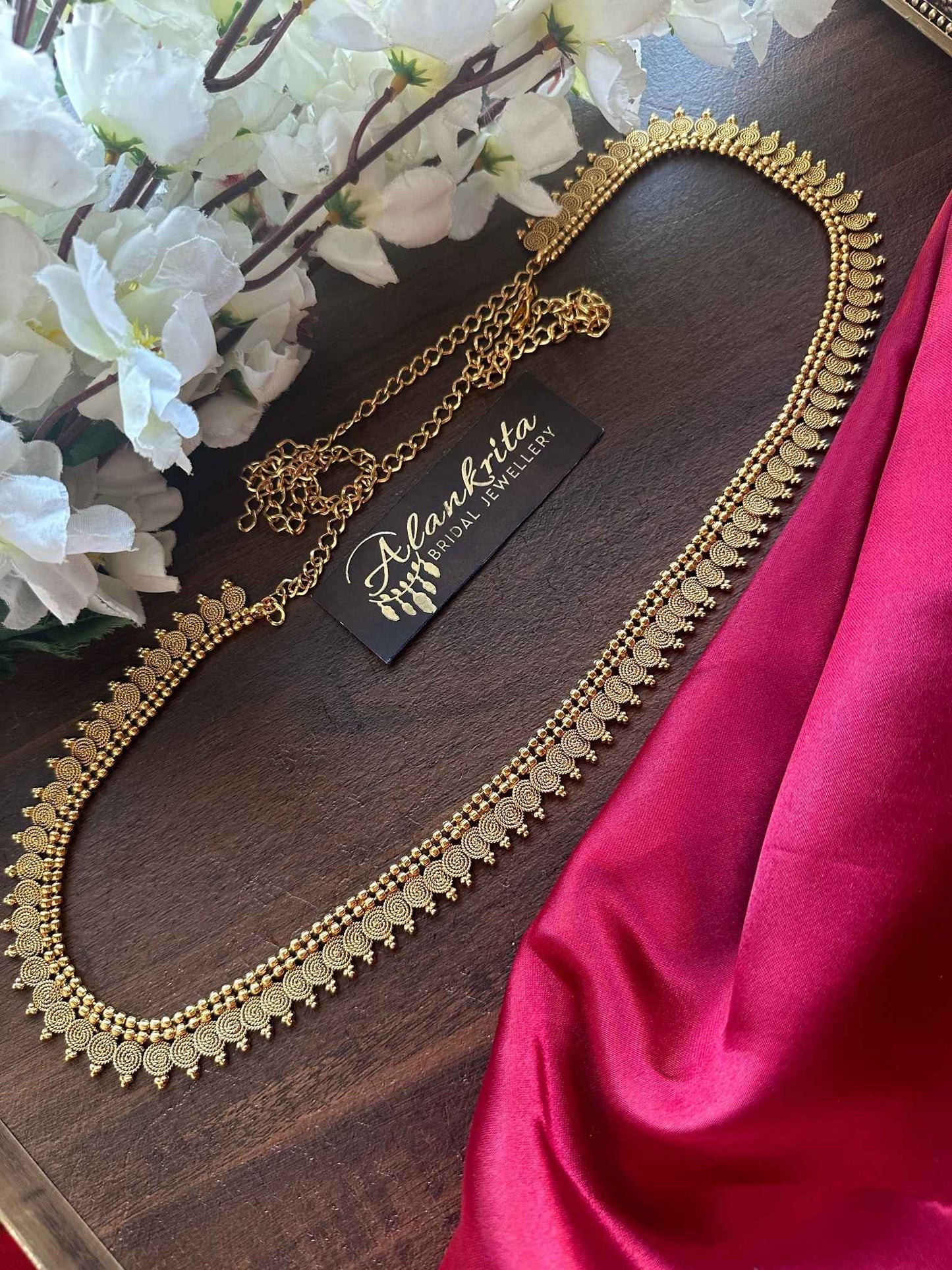 Simple Gold Look Alike Thin Hip Chain
