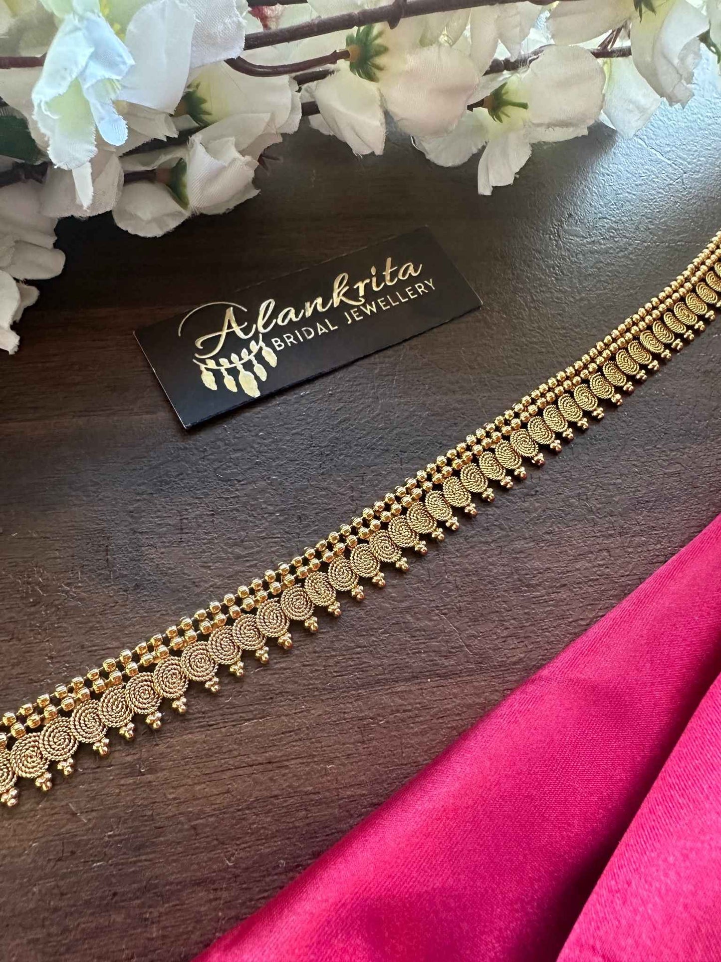 Simple Gold Look Alike Thin Hip Chain