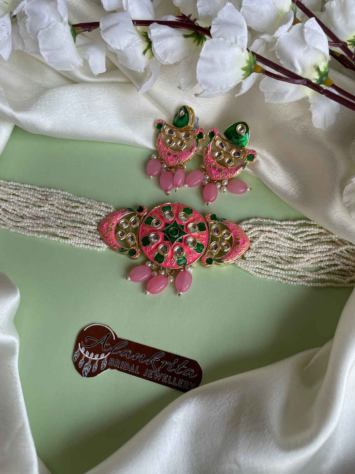 Pearl Beaded Kundan Choker with Pink Beads