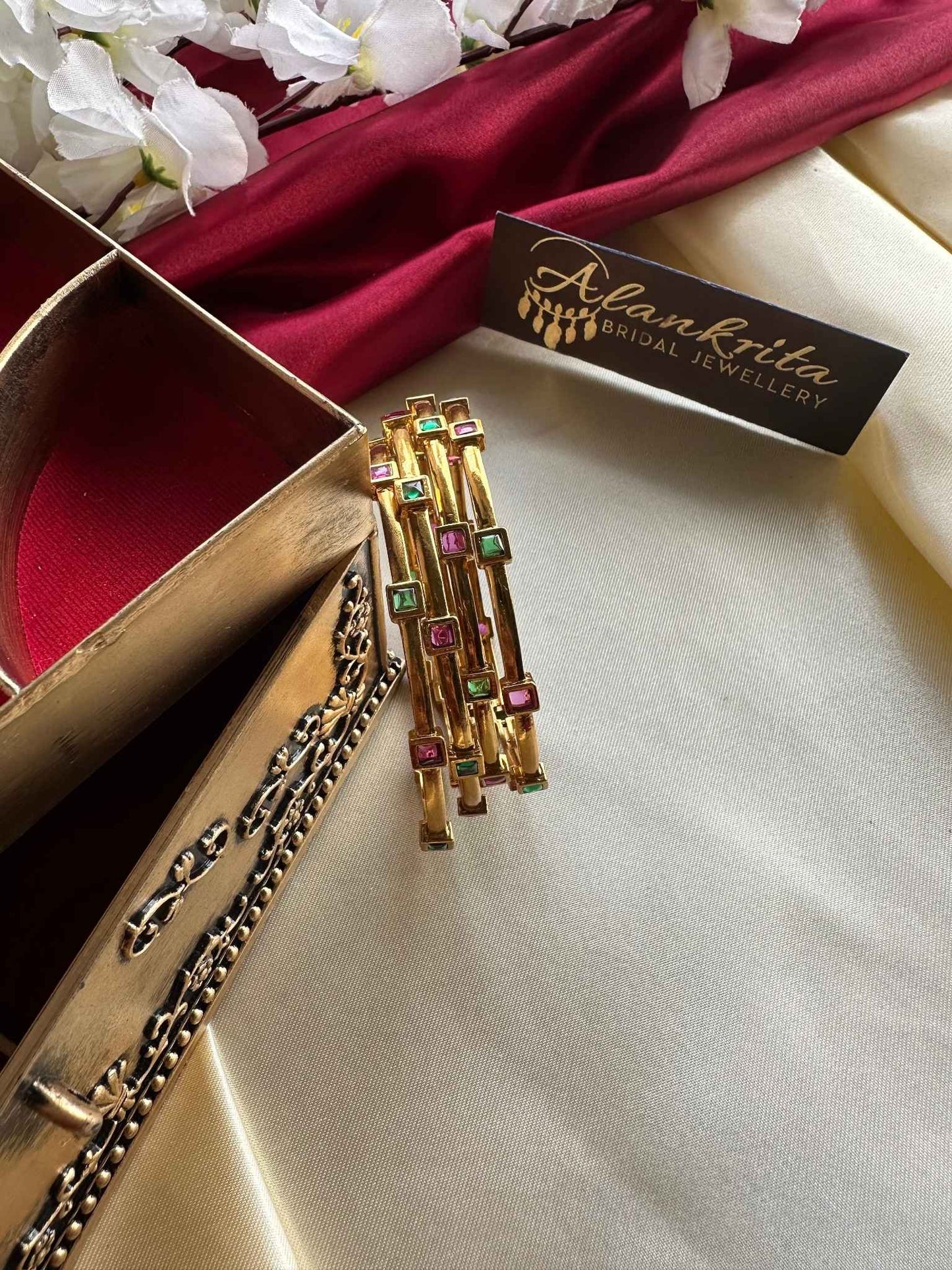 Antique Bangles with Kemp Stones(Set of 4)
