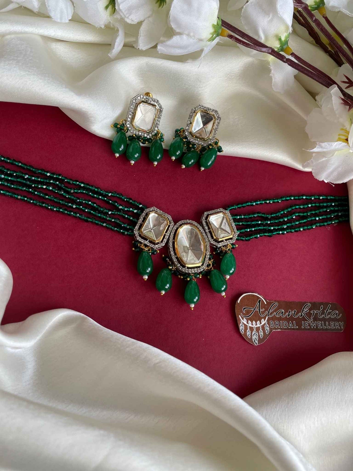 Simple Green Beaded Kundan Choker