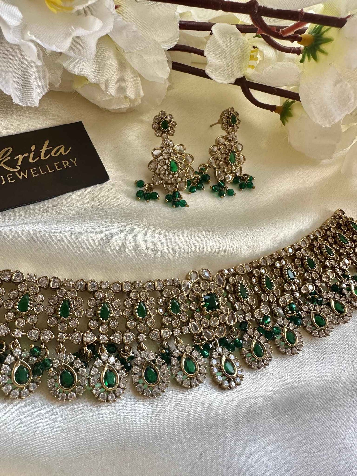 Premium Green Victorian Necklace with Drops