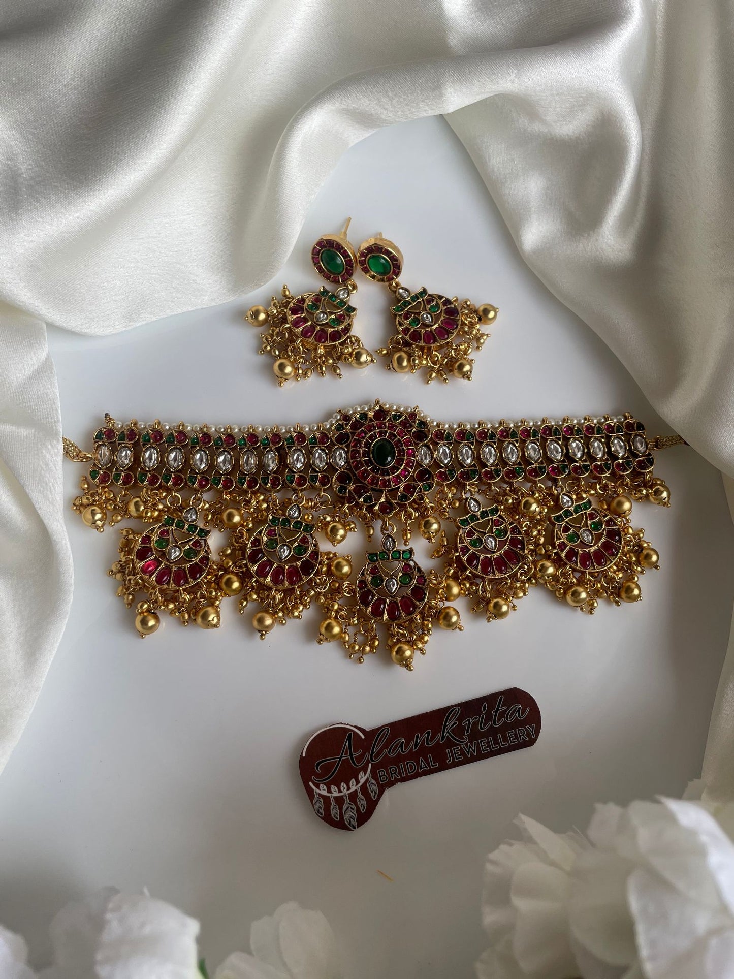 Premium Antique Kemp Choker with Hangings