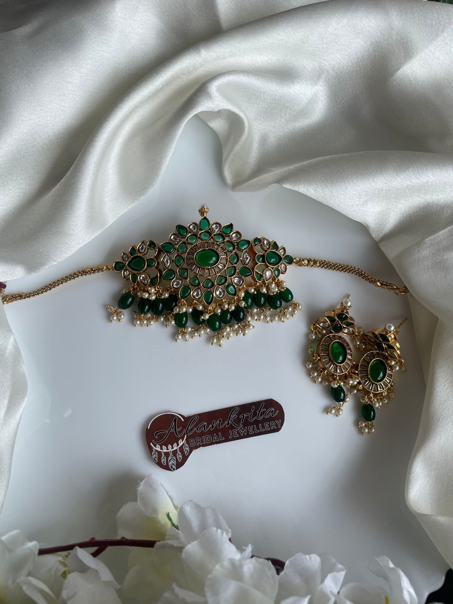 Premium Green Kemp Choker with Green Beads