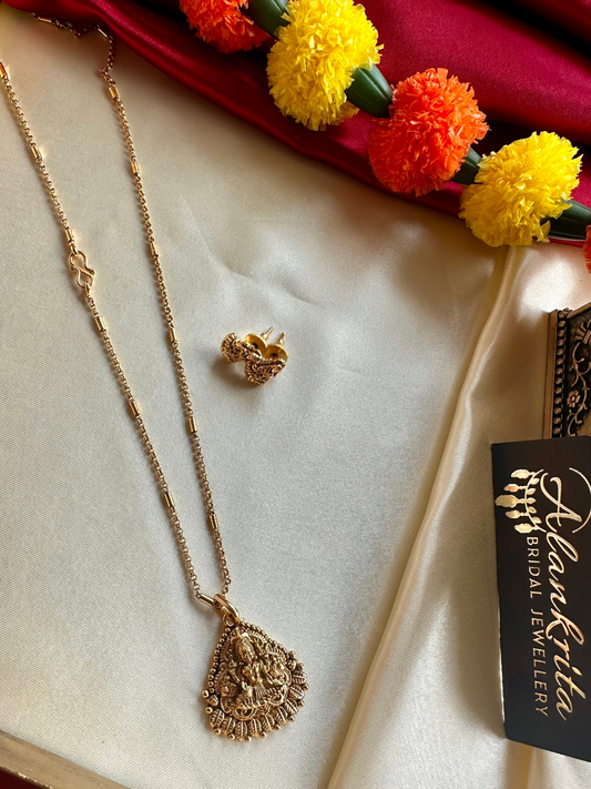 Simple Short Necklace Chain with Lakshmi Pendant