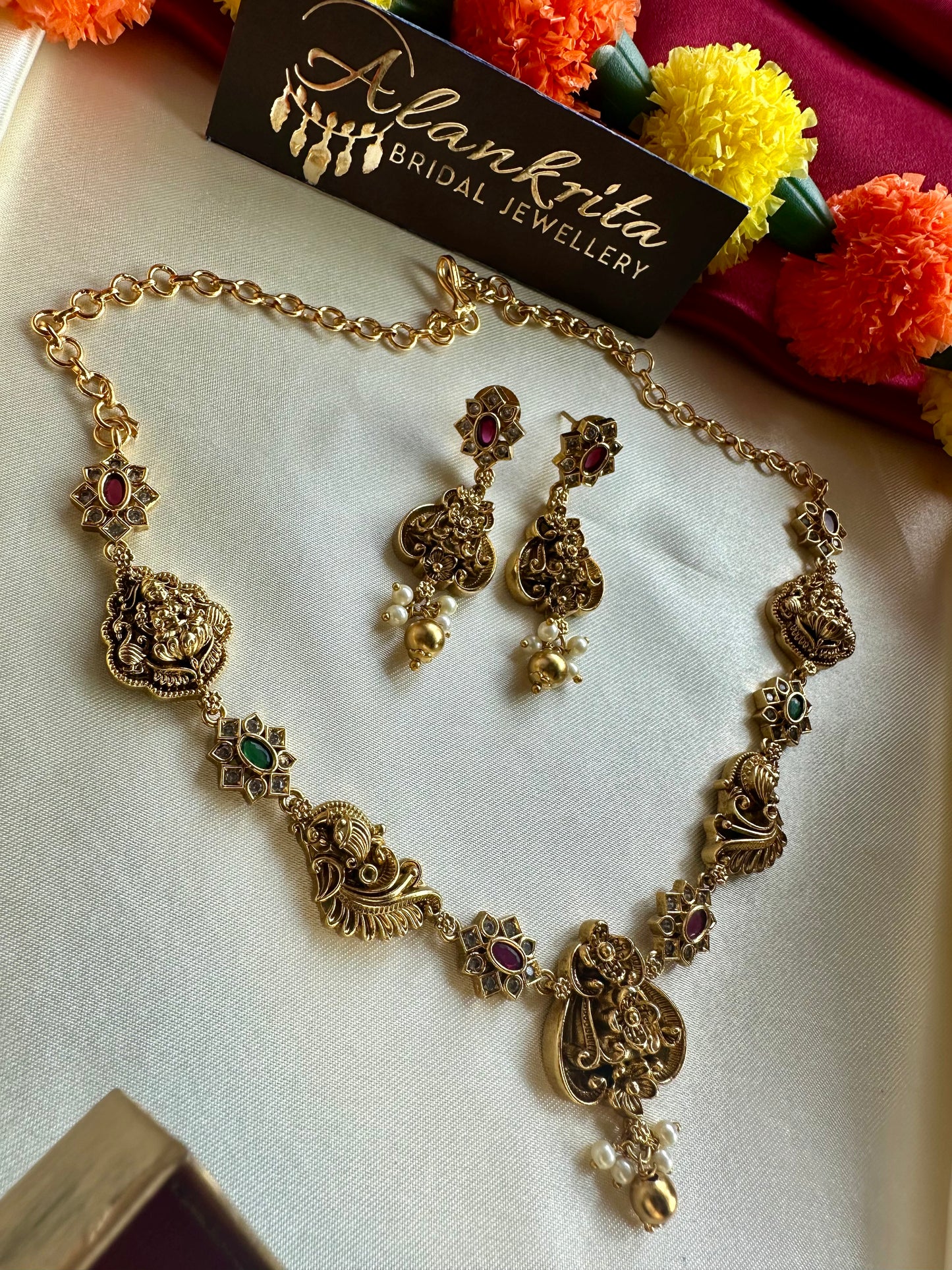 Premium Antique Short Necklace with Multi Colour