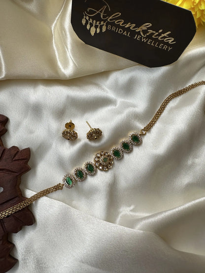 Simple Choker with Green Stones
