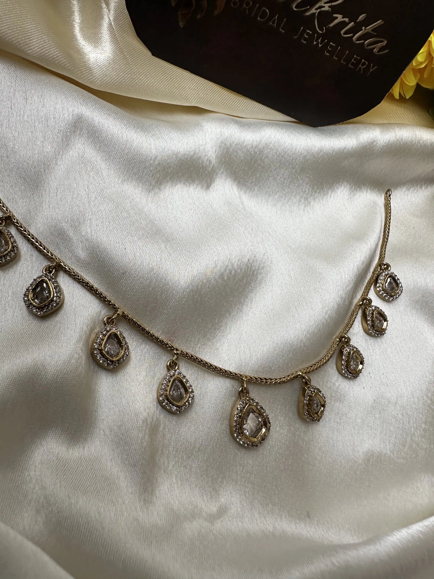 Premium Simple Necklace with White Stone Drops