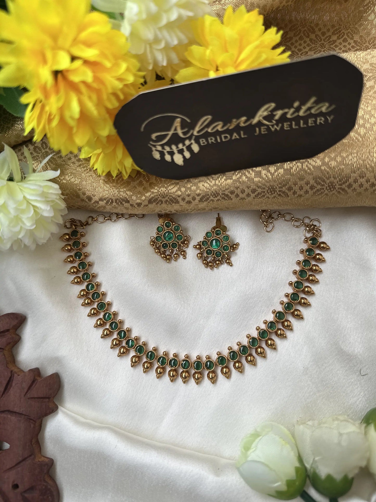 Premium Green Kemp Short Necklace