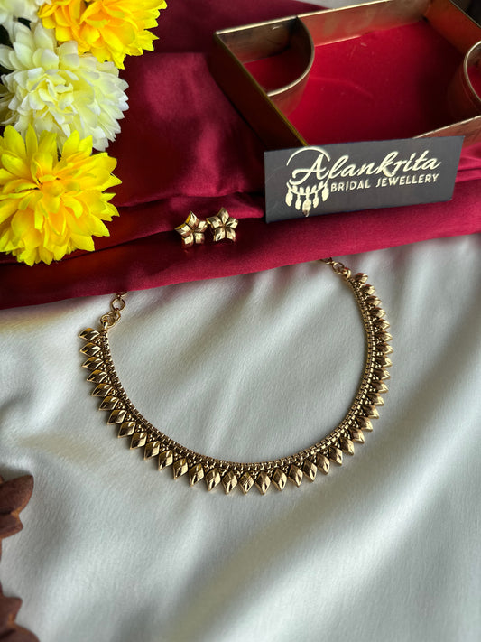 Premium Gold Look Alike Short Necklace