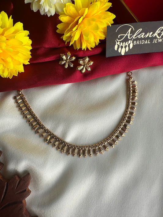 Premium Gold Look Alike Short Necklace