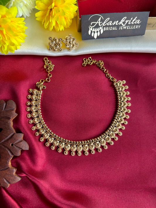 Premium Gold Look Alike Short Necklace