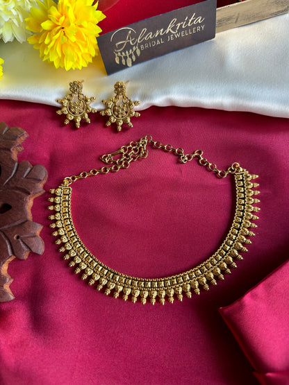 Premium Gold Look Alike Short Necklace