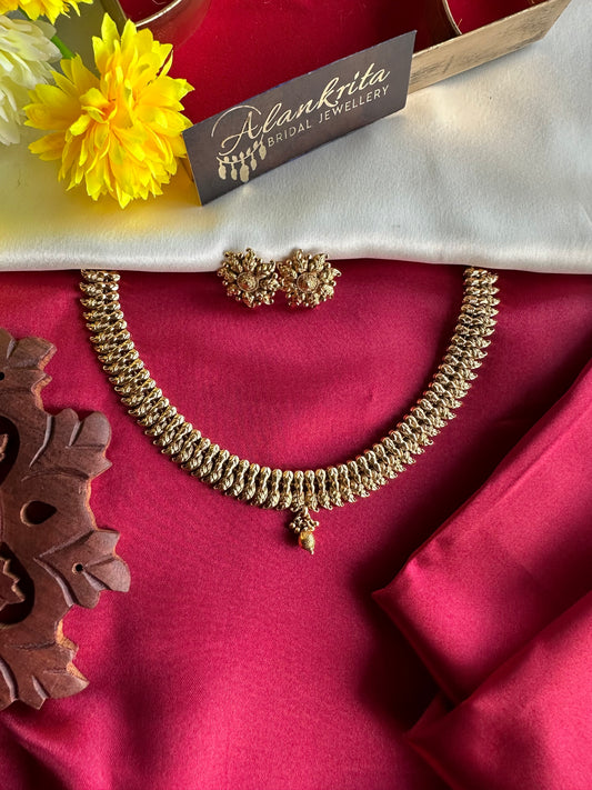 Premium Gold Look Alike Short Necklace