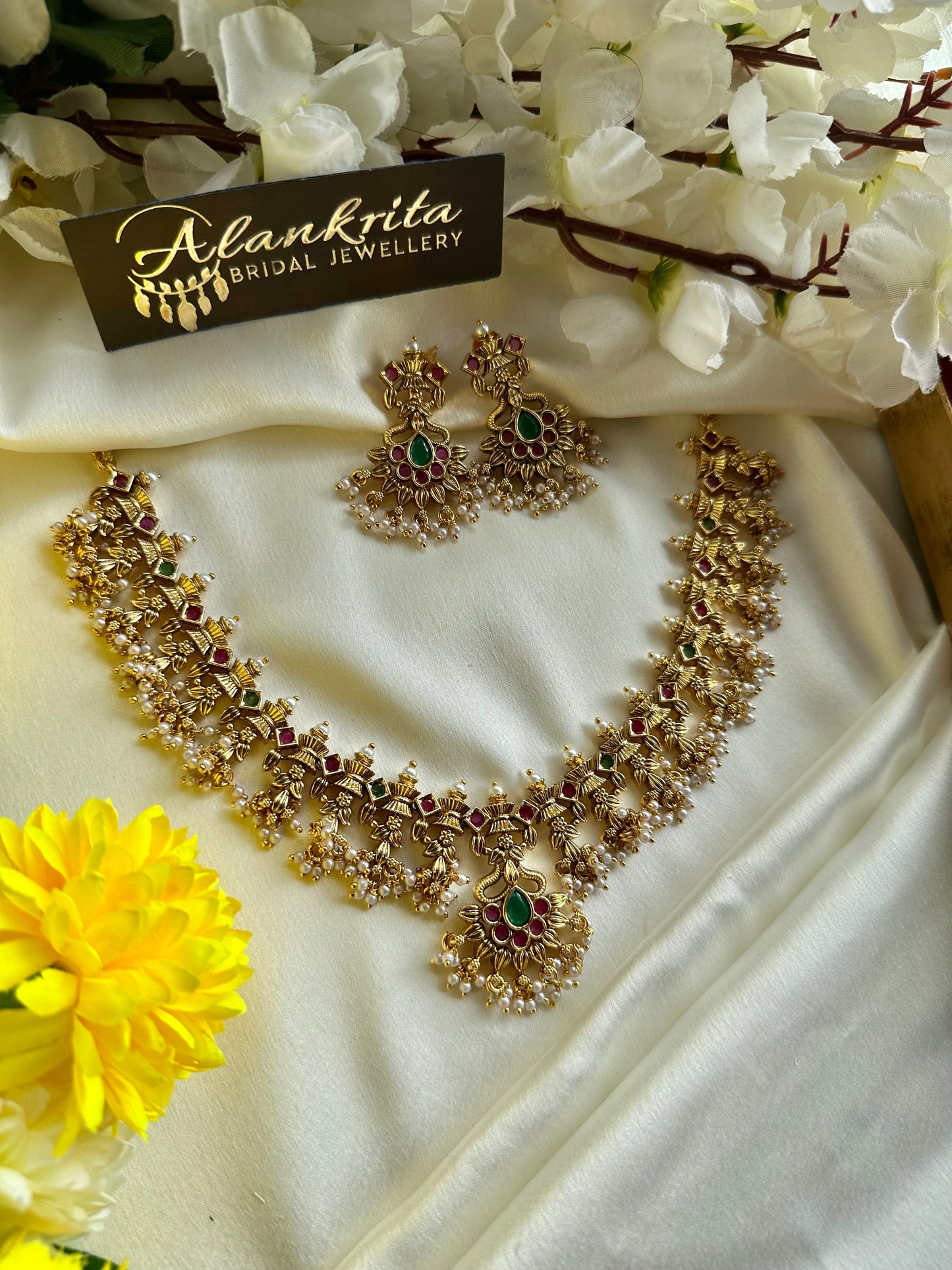 Premium Guttapusalu Short Necklace