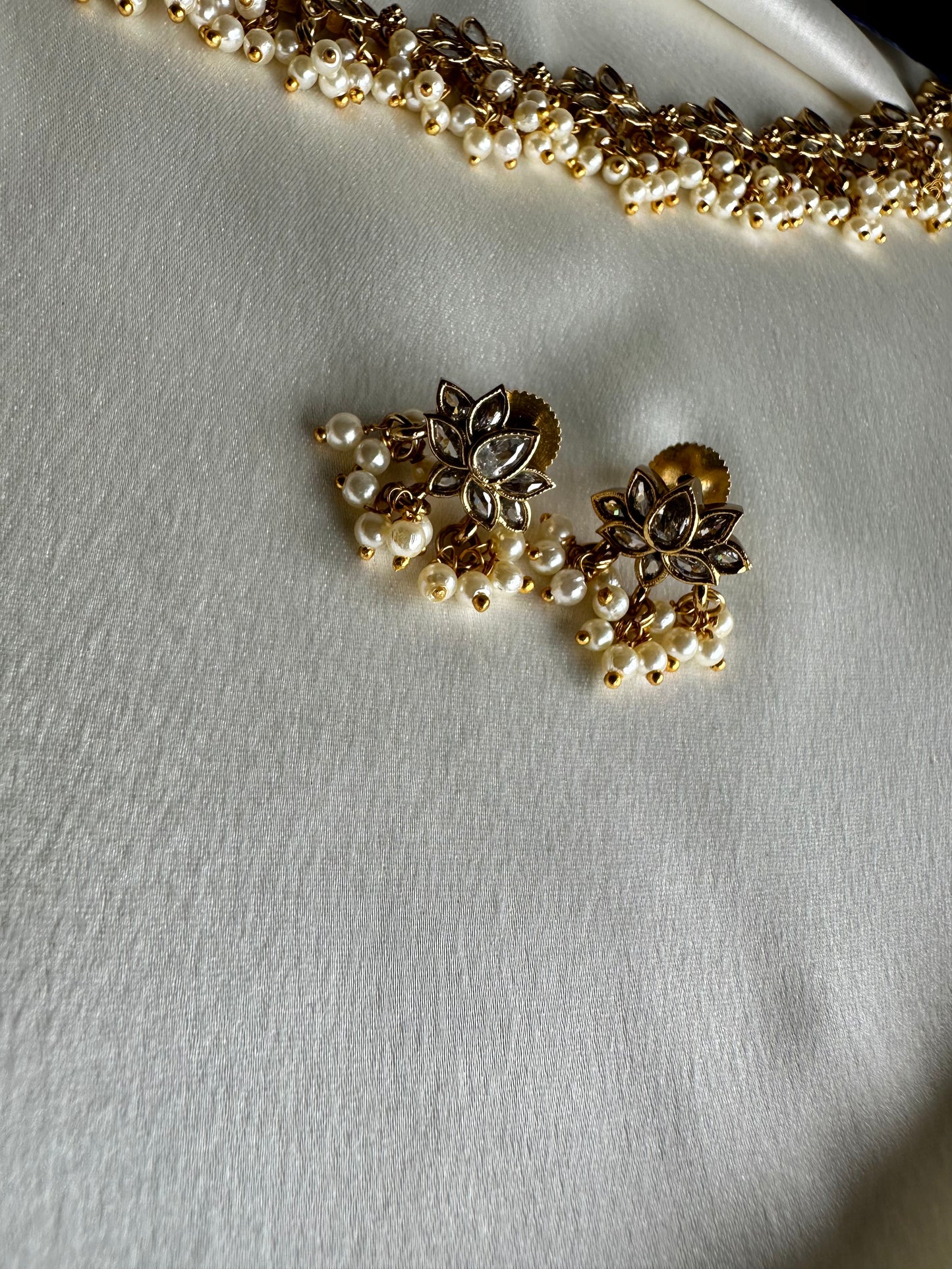 Premium Traditional Lotus Short necklace with White Stones & Pearl Beads