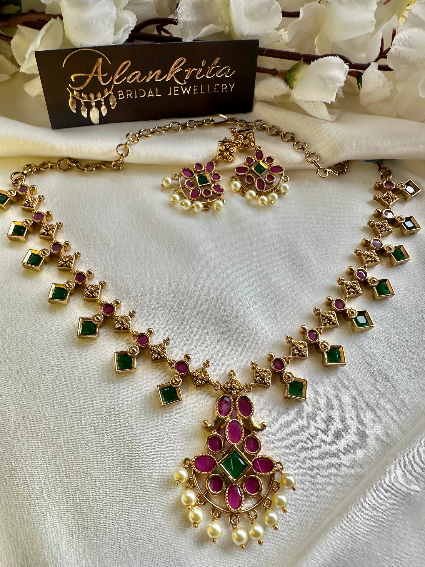 Premium palakka Short Necklace with Ruby & Green Stones