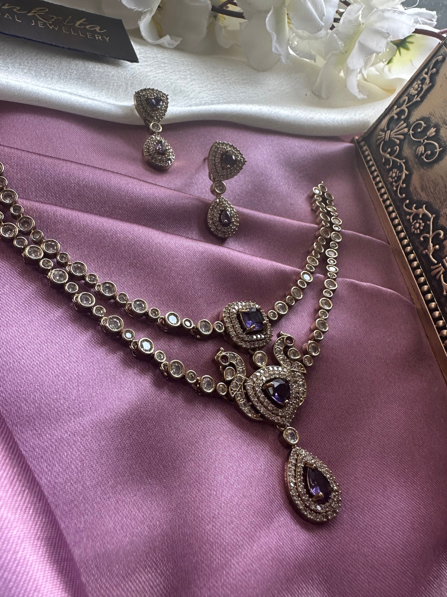 Two Layered Victorian Purple Short Necklace