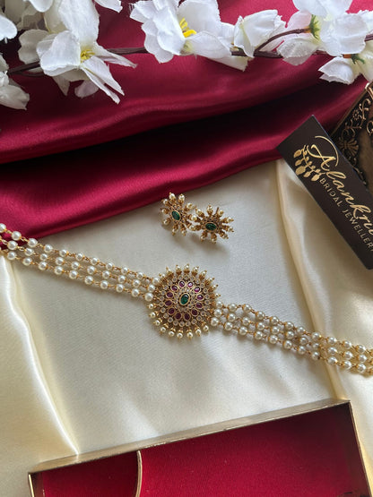 Traditional 3 Layered Pearl Choker with Kemp Stones