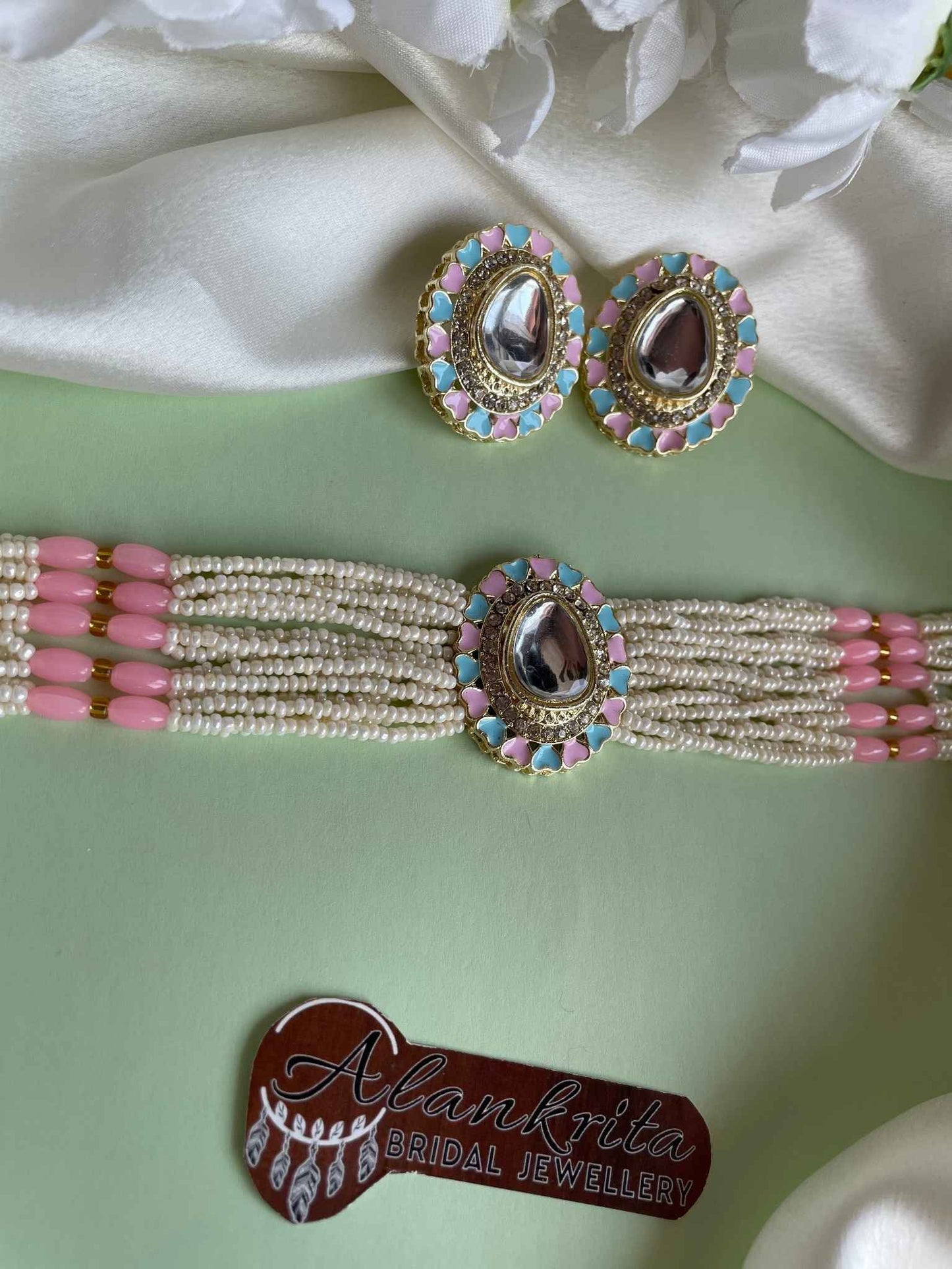 Simple Pearl Beaded Pink Kundan Choker