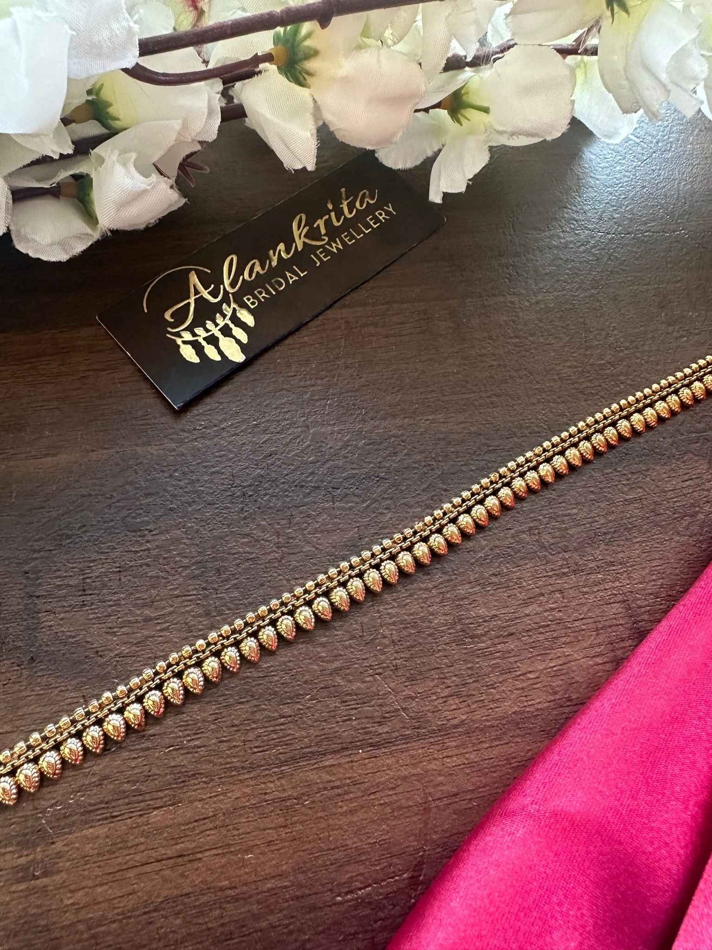 Simple Gold Look Alike Thin Hip Chain