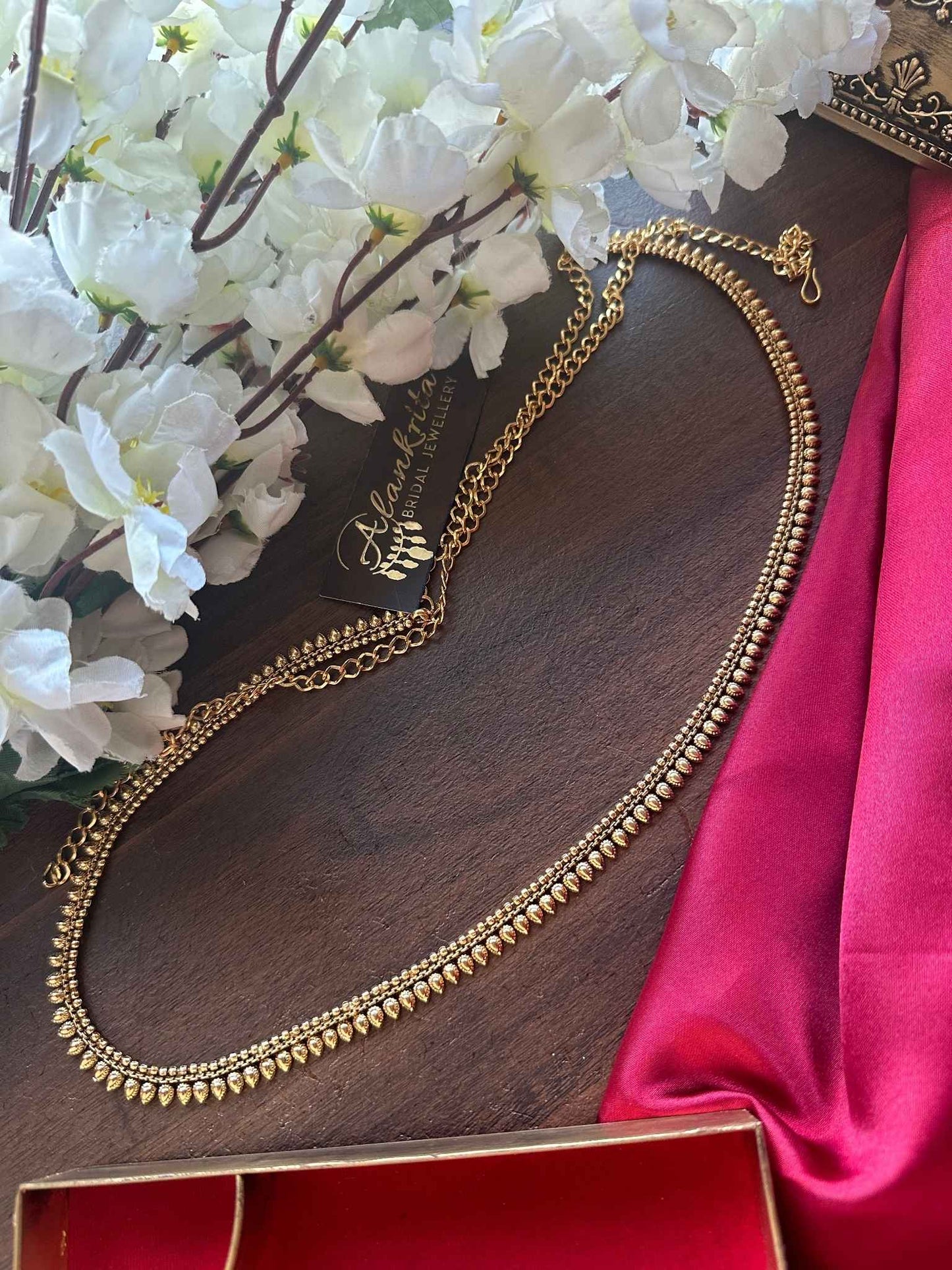 Simple Gold Look Alike Thin Hip Chain