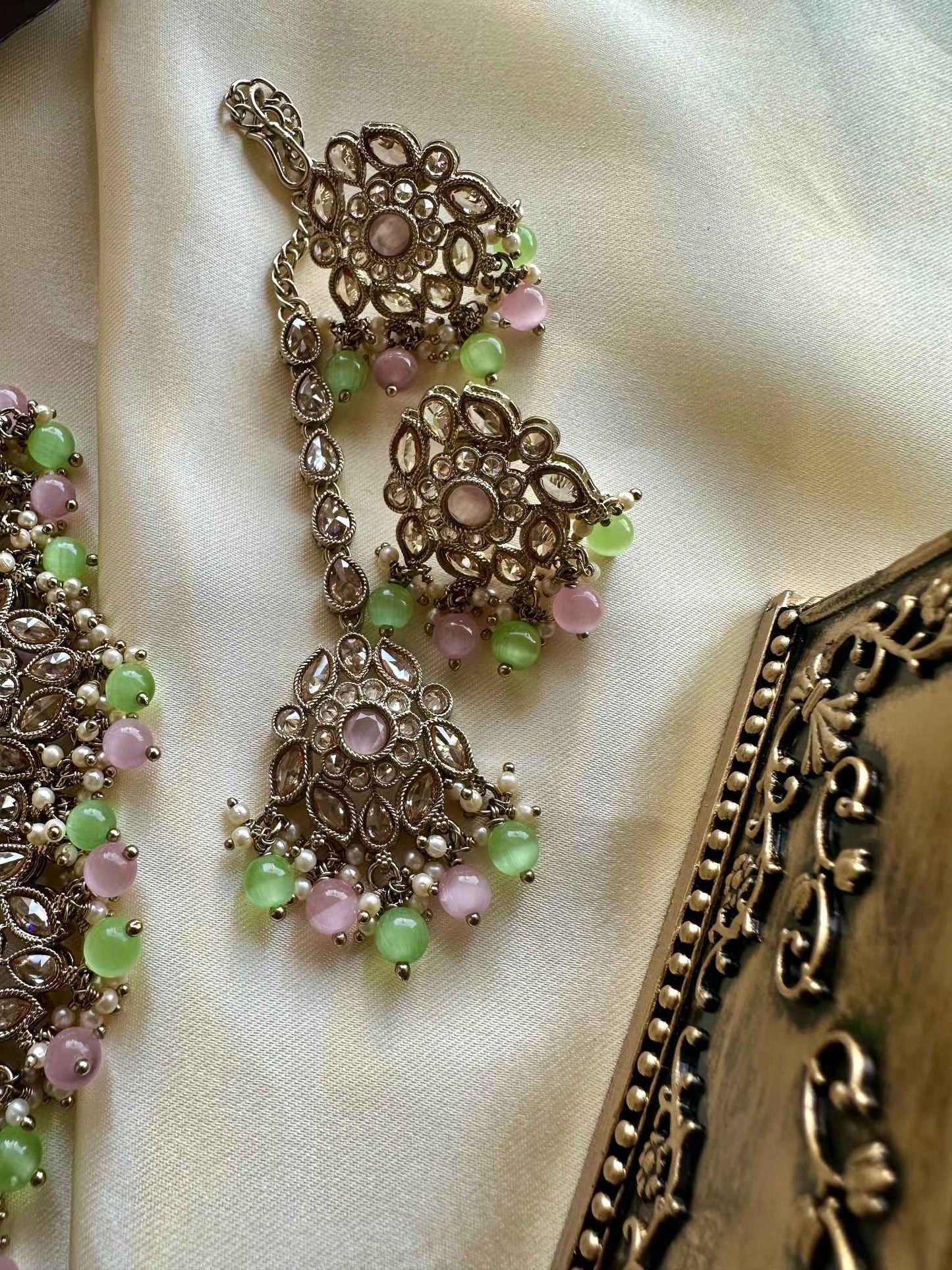 Premium Pastel Green & Pink Kundan Choker with Tikka