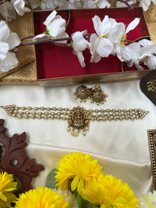 Antique Pearl Beaded Choker