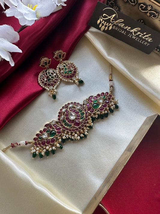 Premium Peacock Kemp Choker with Green Beads